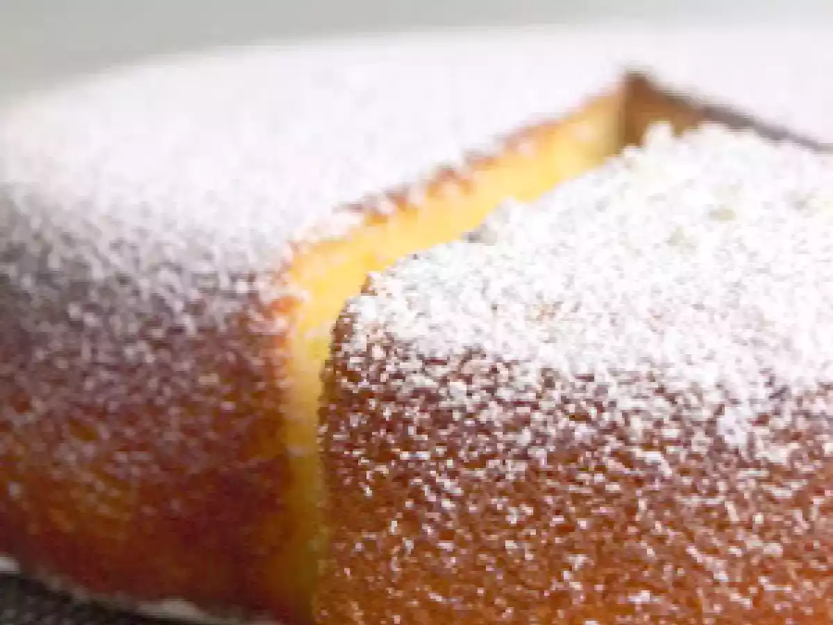 Bizcocho esponjoso de yogur