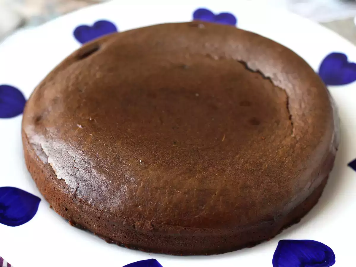 Bizcocho fondant de chocolate proteico: fácil, intenso y jugoso - foto 6