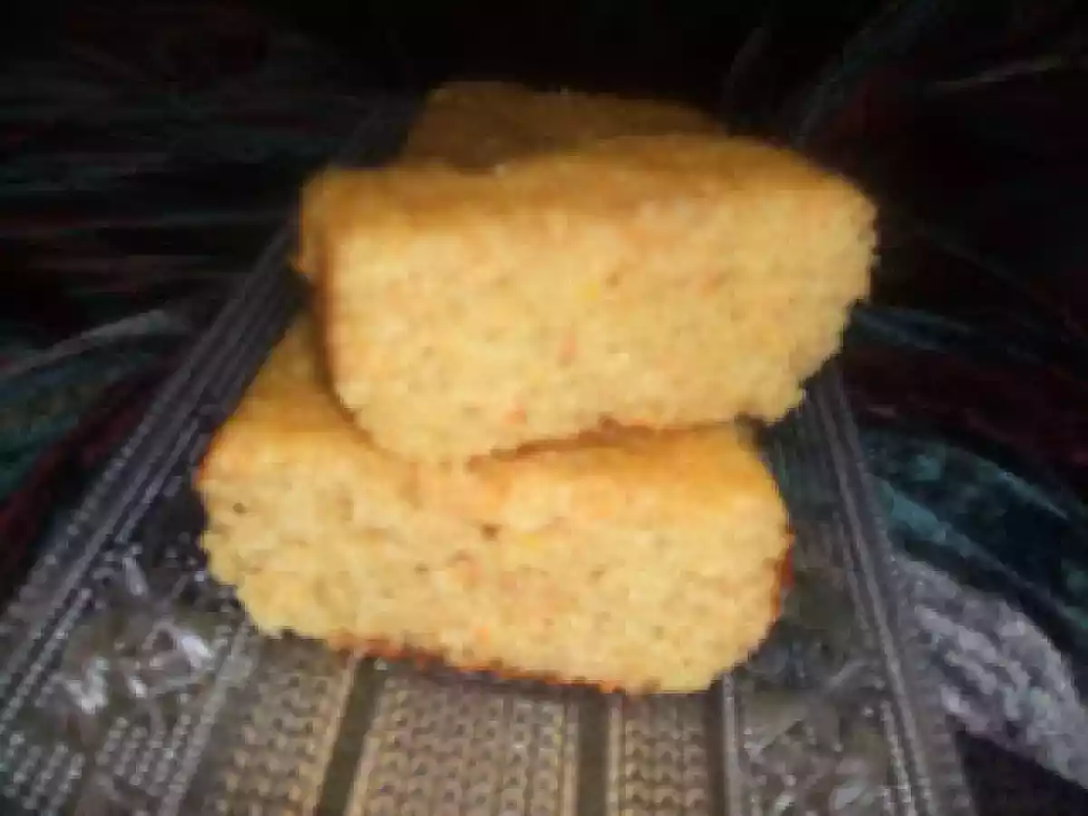 Bizcocho integral de zanahoria y naranja