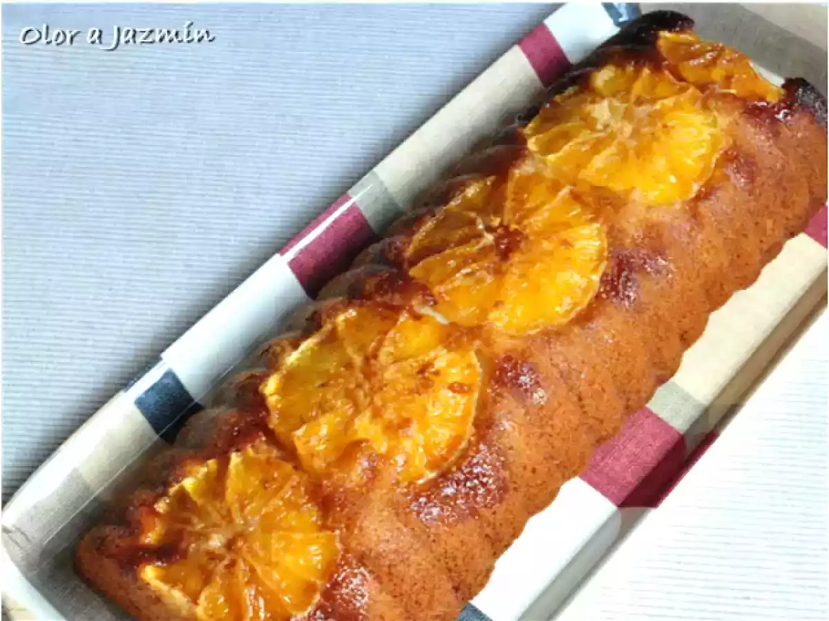 Bizcocho invertido de naranja