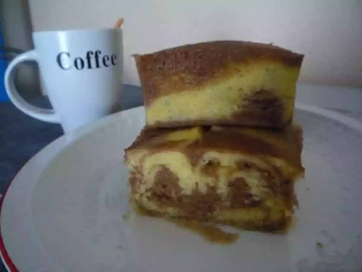 BIZCOCHO MÁRMOL AL MICROONDAS