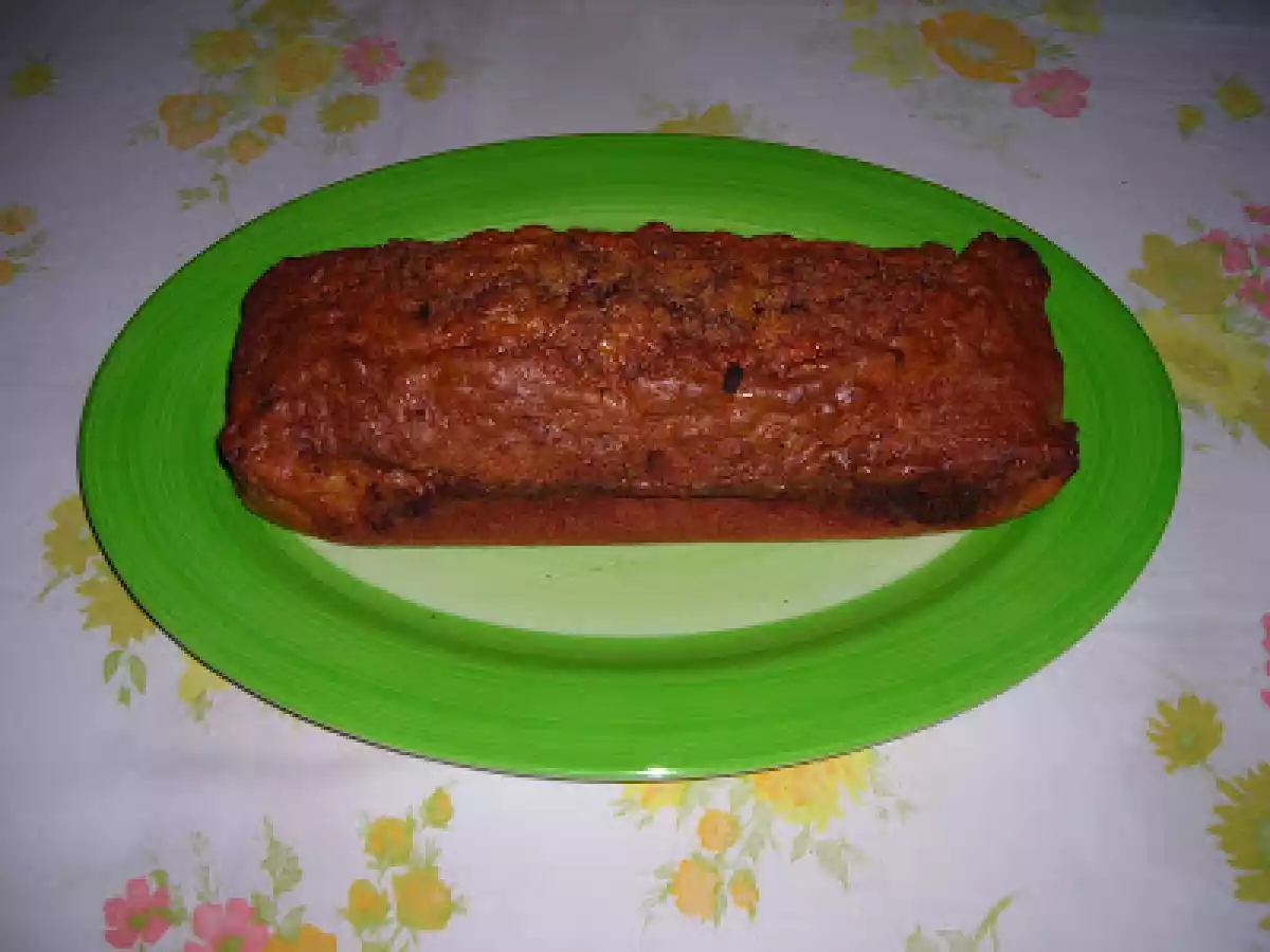 Bizcocho marmolado de chocolate y nueces