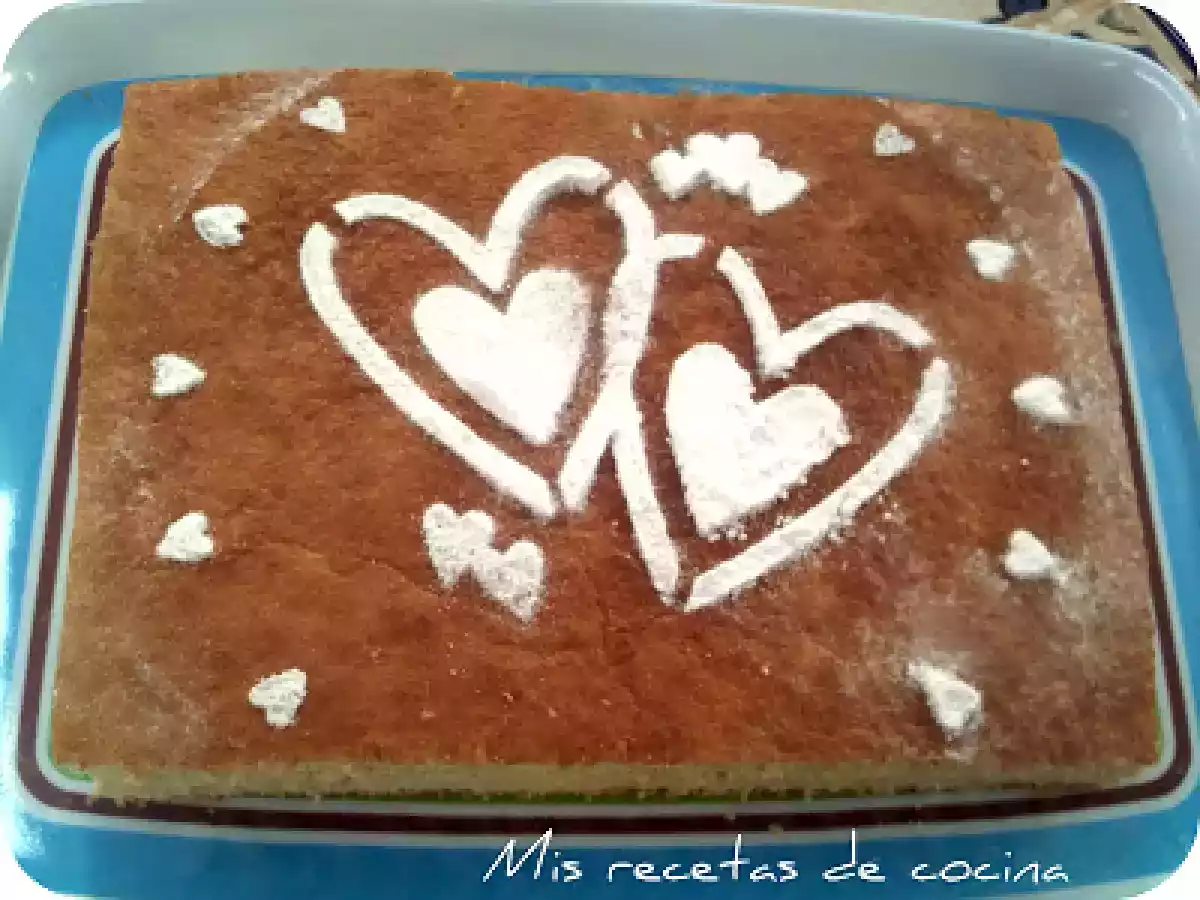 Bizcocho relleno de crema de limón