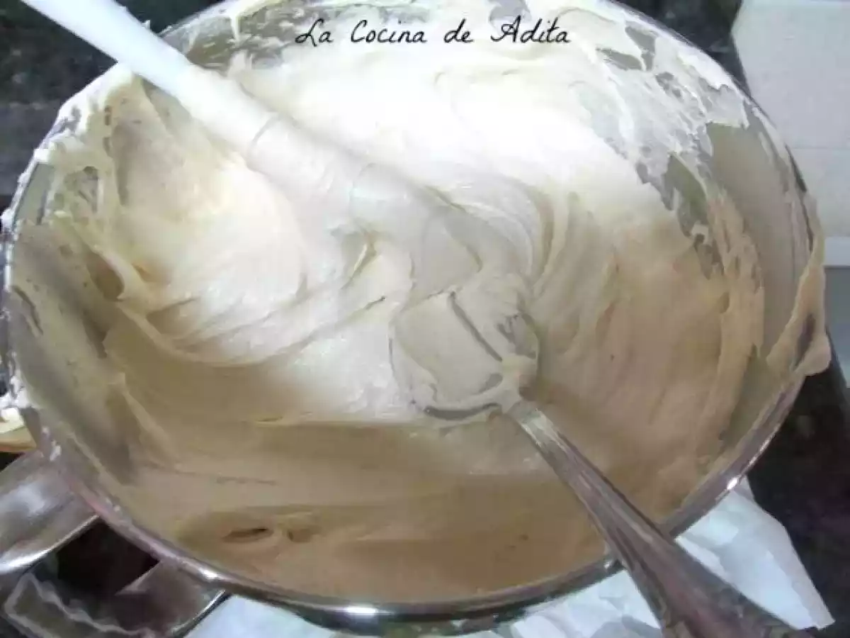 Bizcochos en conos, rellenos de frutas fresca - foto 6