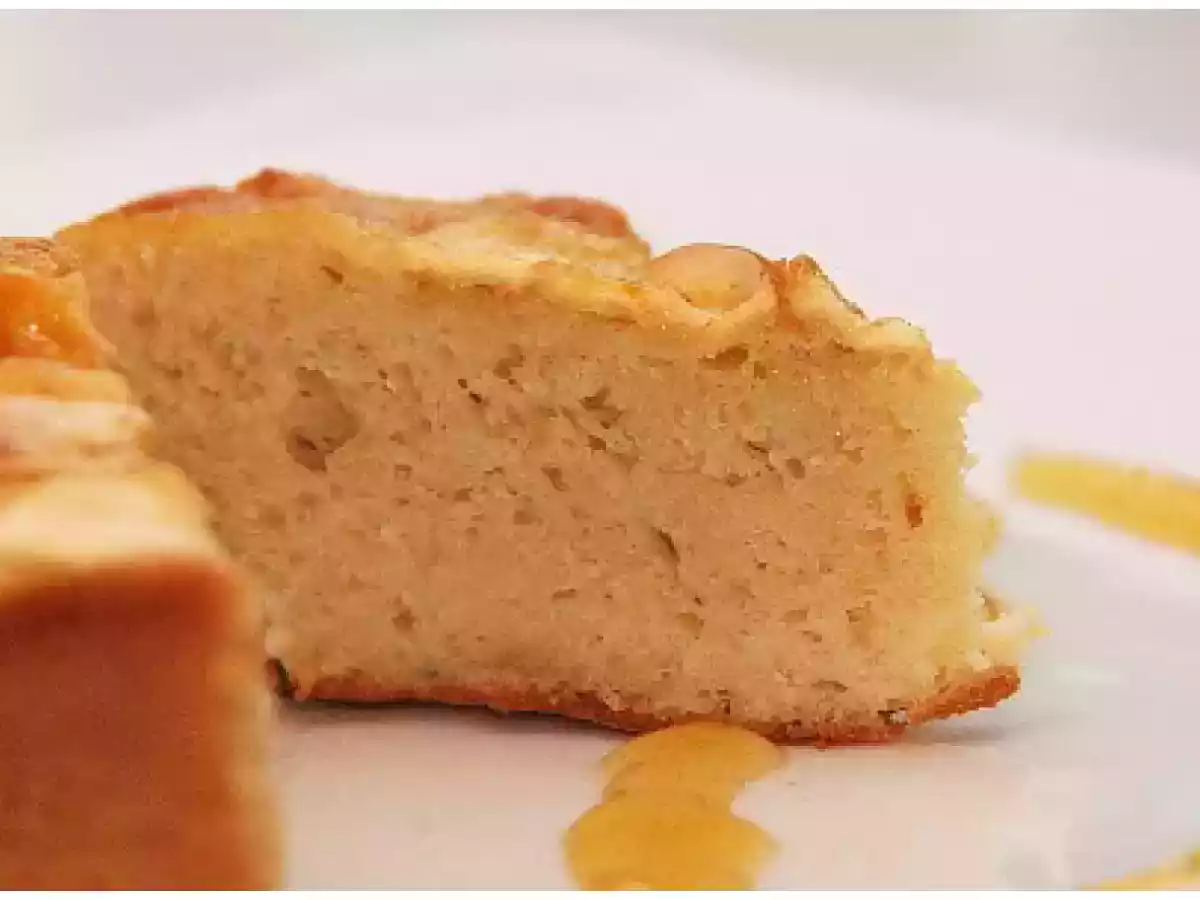 Bizcochuelo de pera y manzana. - foto 2