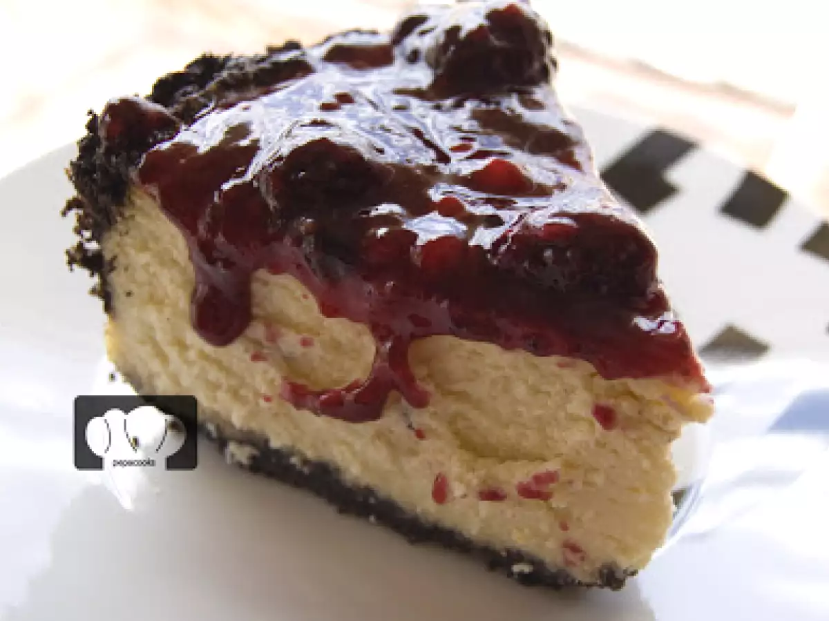 Black Cheesecake con frutos rojos