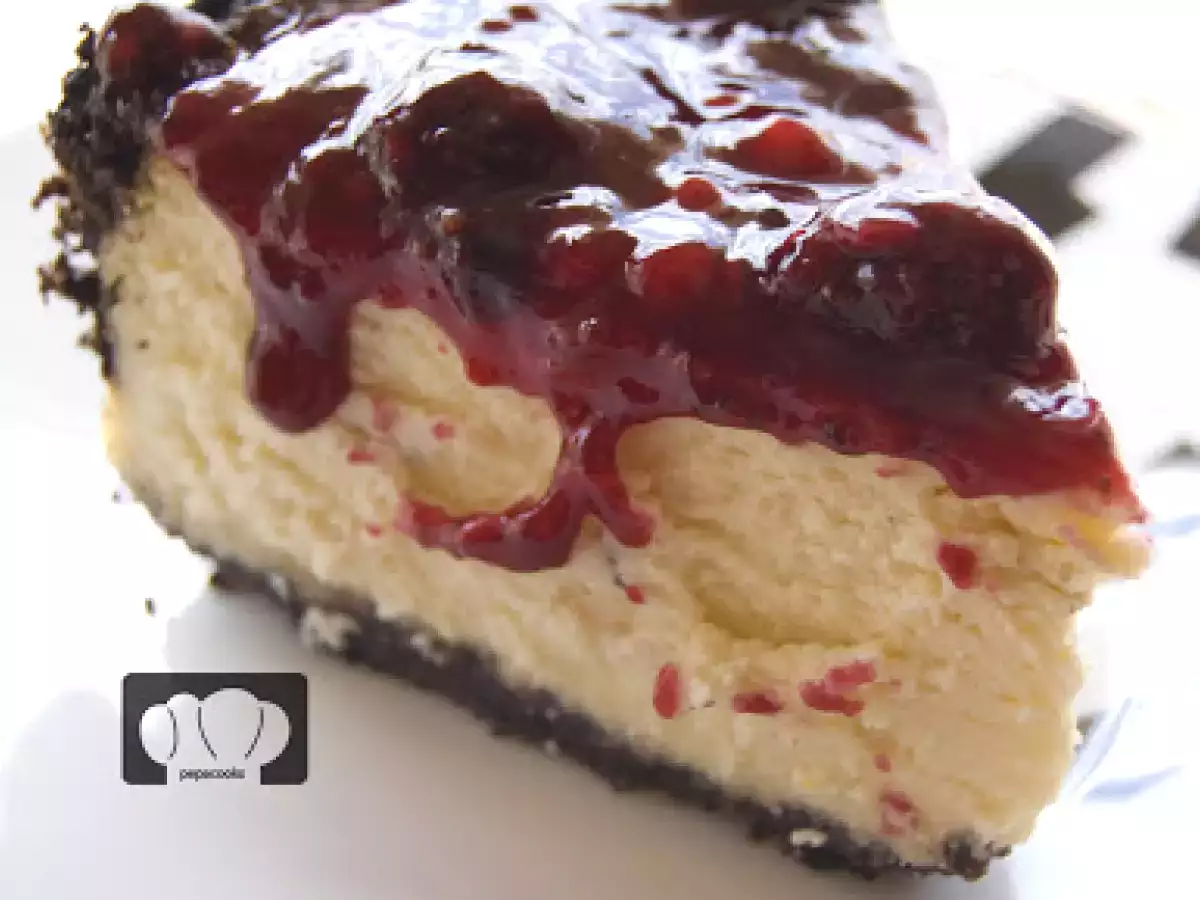 Black Cheesecake con frutos rojos - foto 2