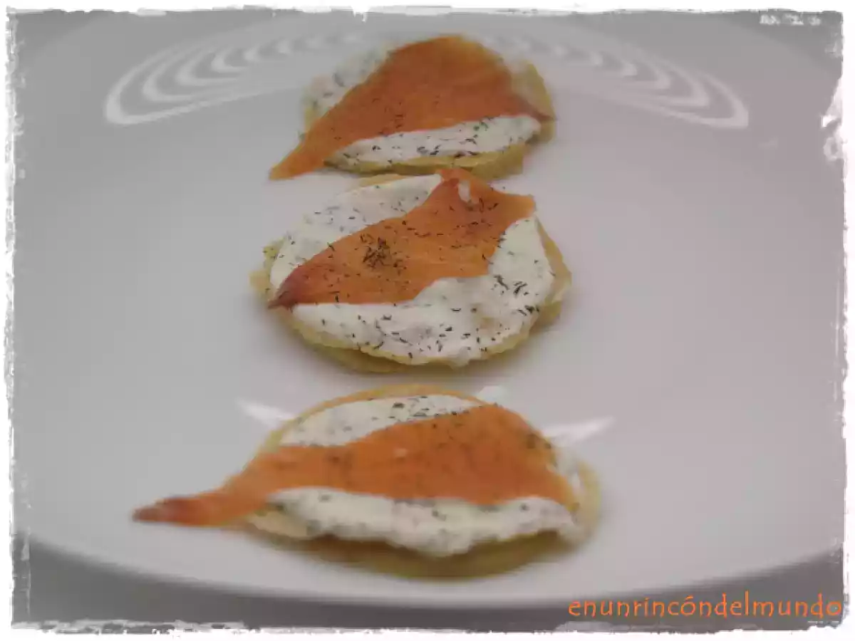 Blinis con salmón ahumado - Hemc 46 - foto 4