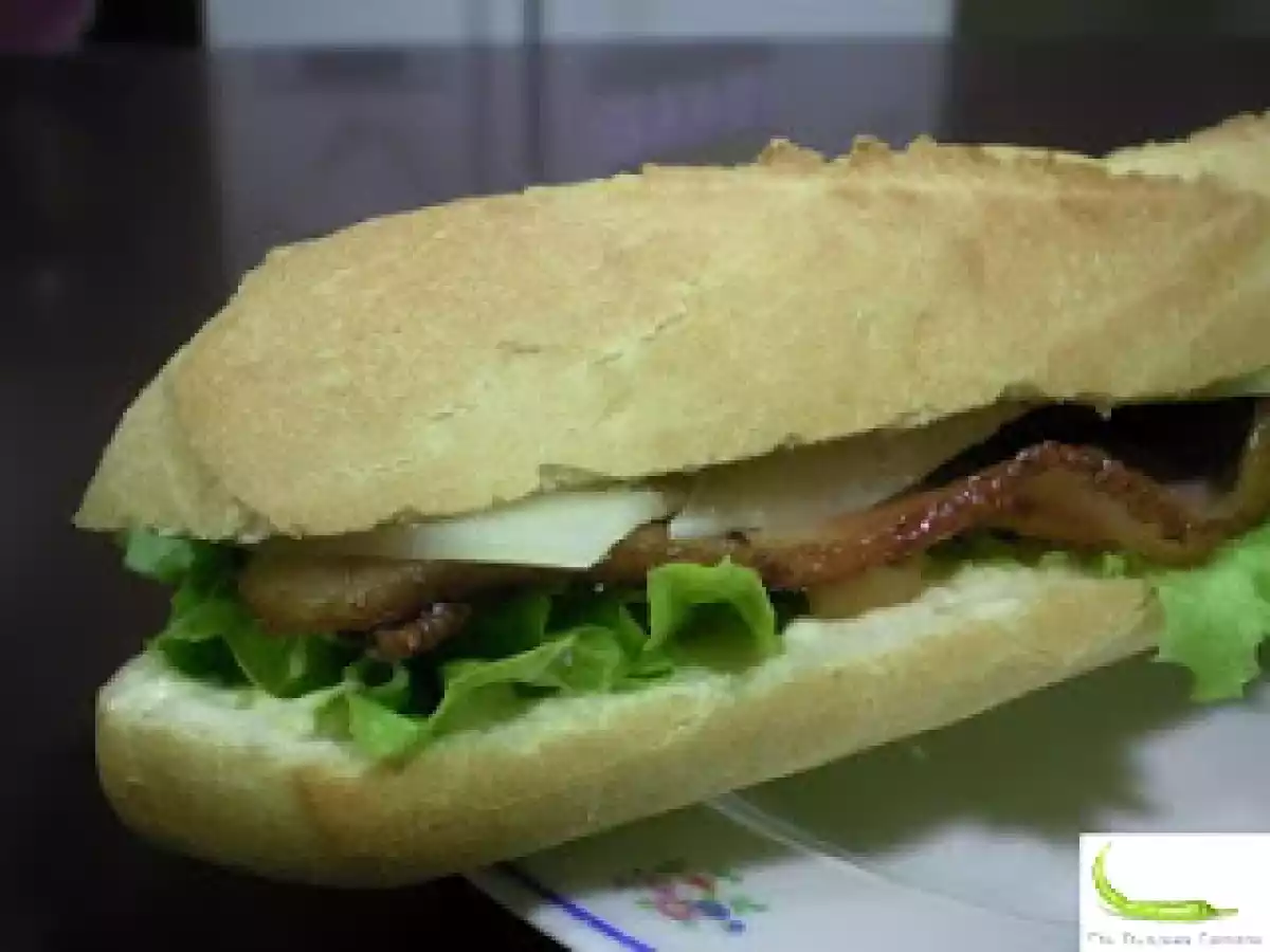 Bocadillo bacon y queso - foto 2