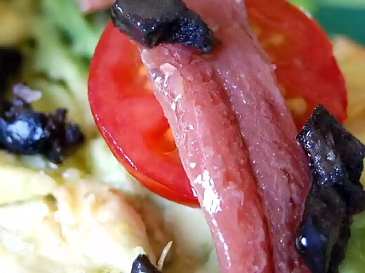 Bocadillo de aguacate con Anchoas - foto 3