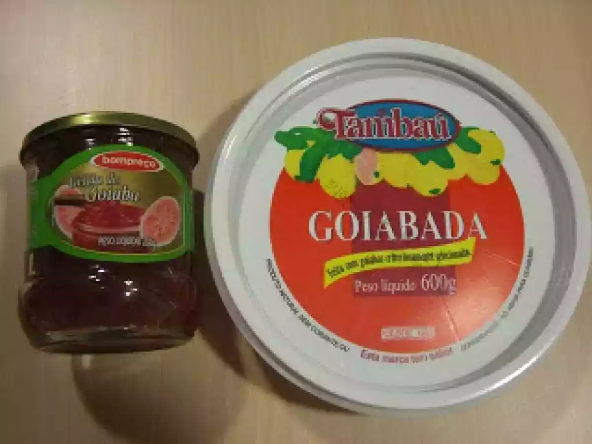 Bocaditos de dulce de guayaba y queso