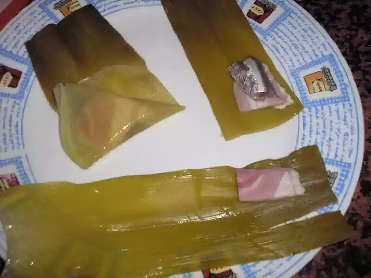 BOCADITOS DE HOJAS DE PUERRO REBOZADAS Y RELLENAS DE BOQUERÓN - foto 2