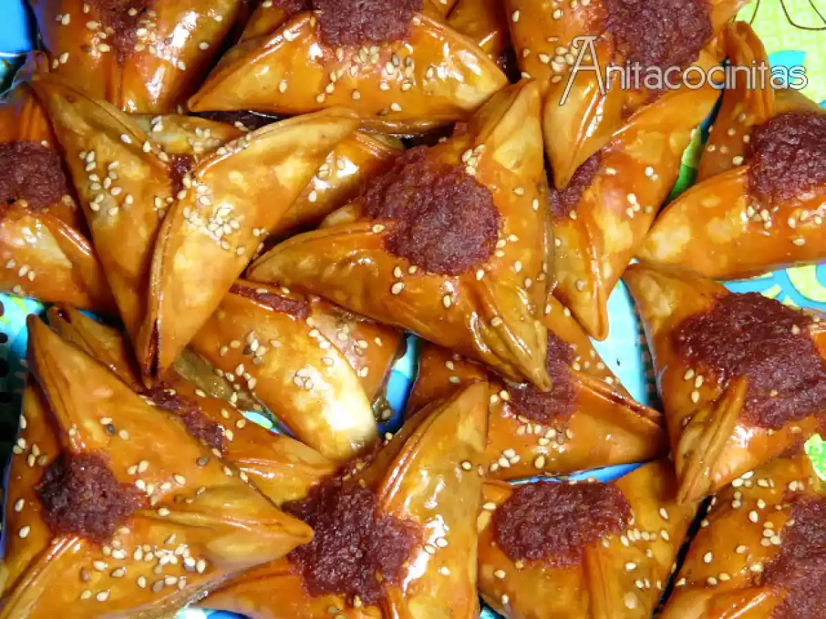 Bocaditos de sobrasada y miel - foto 2