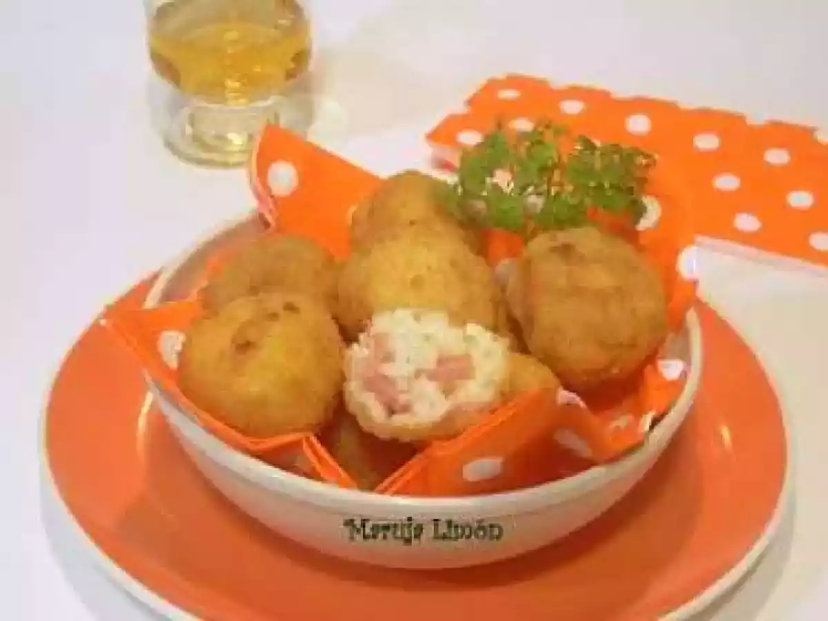 Bolitas de arroz con beicon y queso
