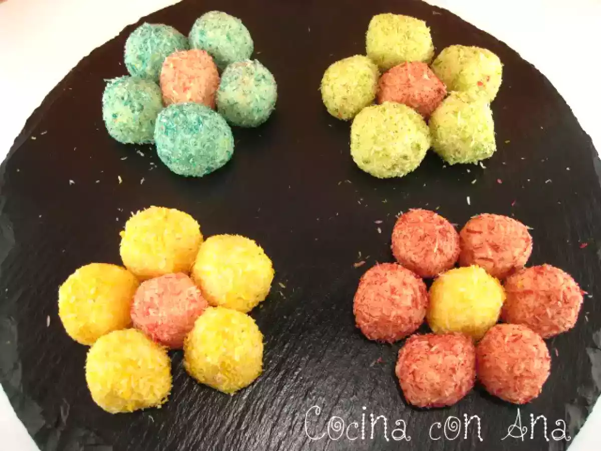 BOLITAS DE COCO MULTICOLOR - foto 2