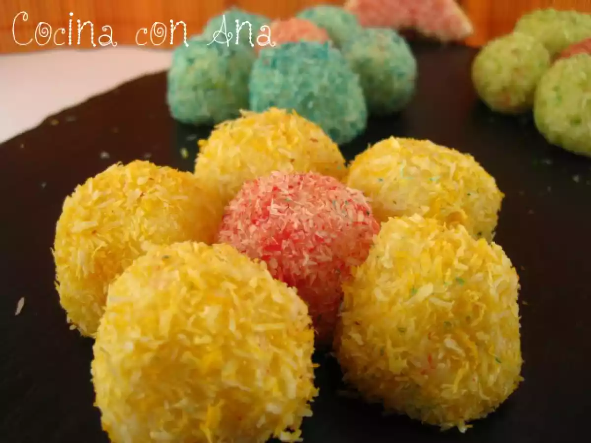 BOLITAS DE COCO MULTICOLOR - foto 3