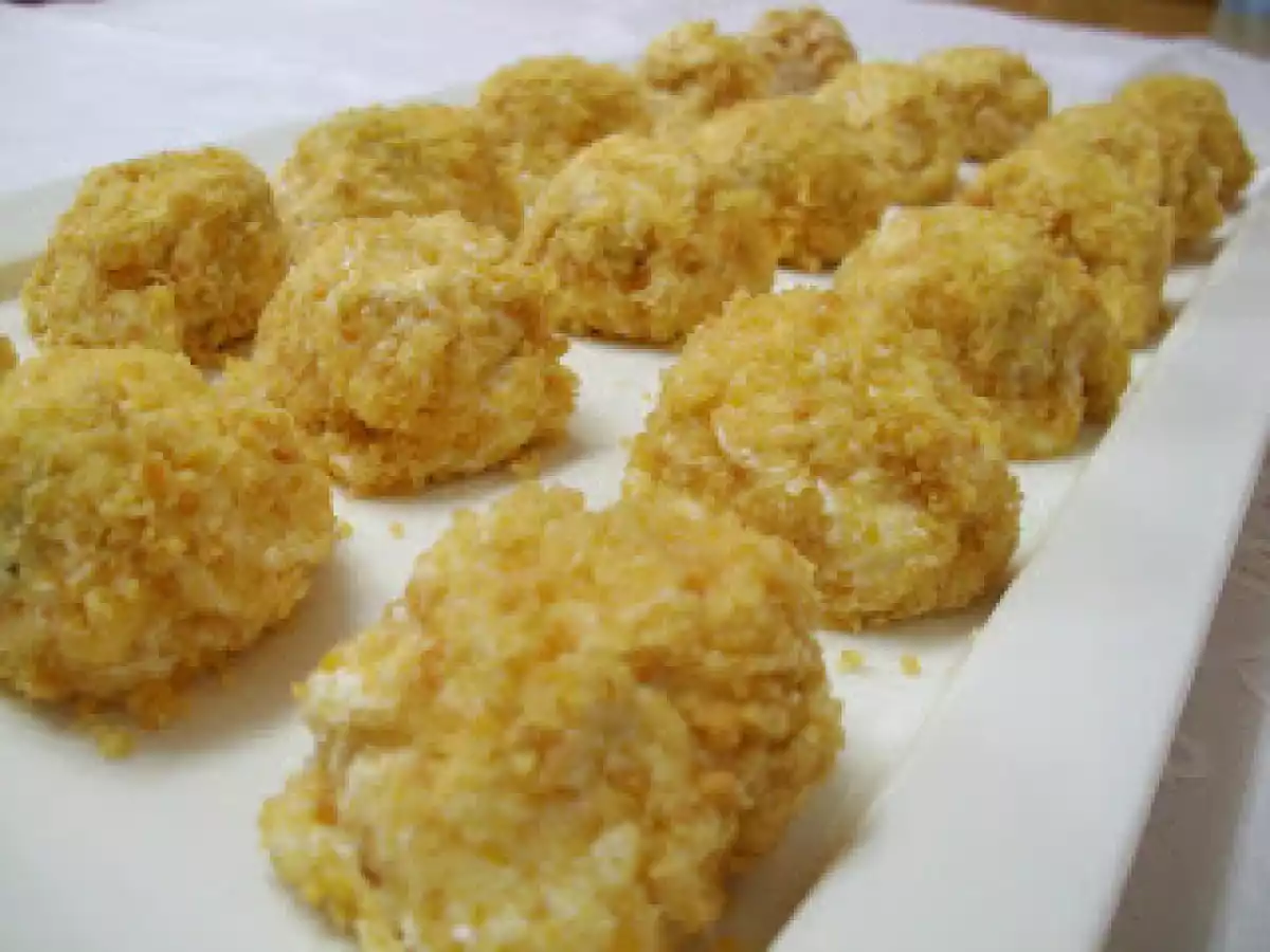 BOLITAS DE QUESO DE CABRA, UVAS Y CACAHUETES - foto 4