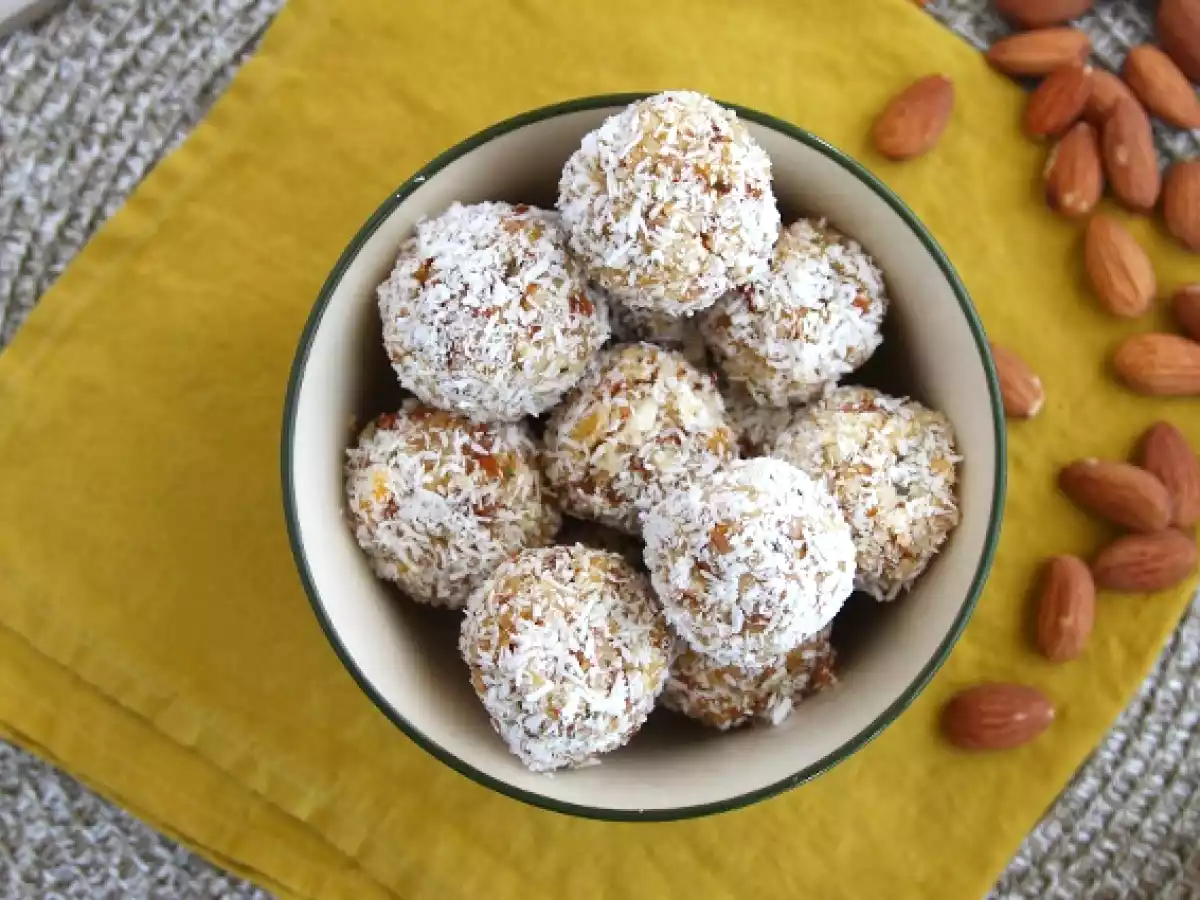 Bolitas energéticas de albaricoque, té verde y coco - foto 4