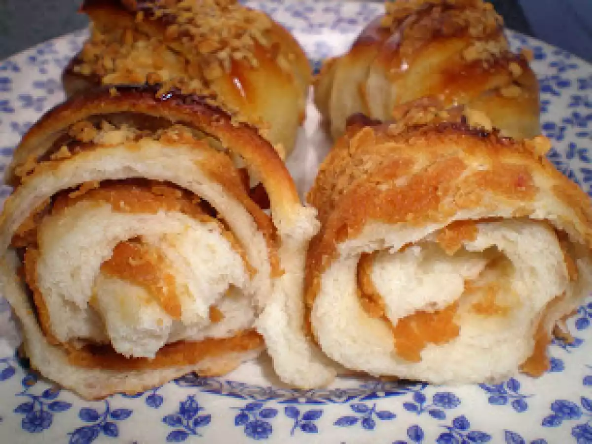 Bollitos de brioche con crema de cacahuete - foto 3