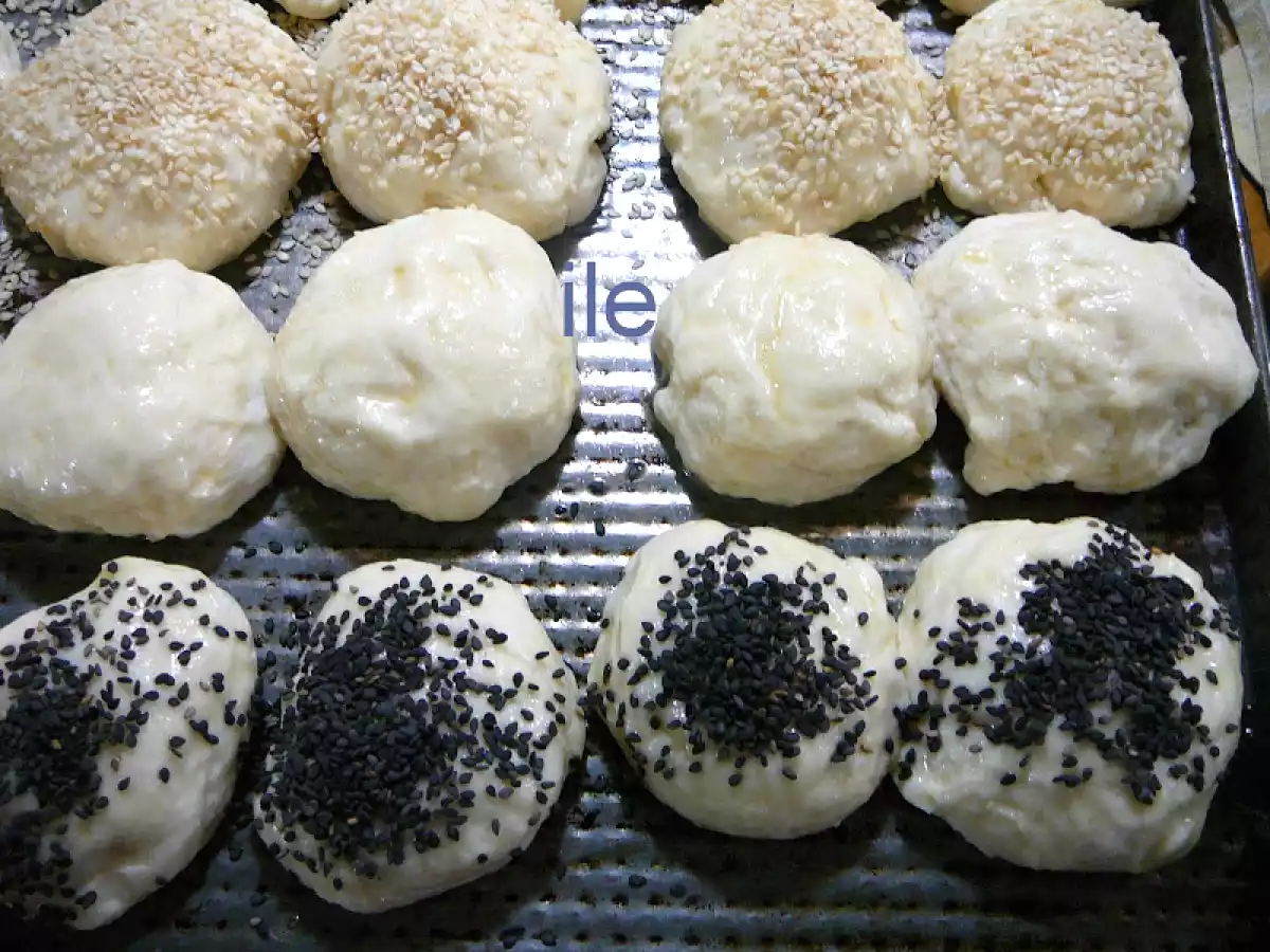 Bollitos de masa de viena con semillas - foto 2