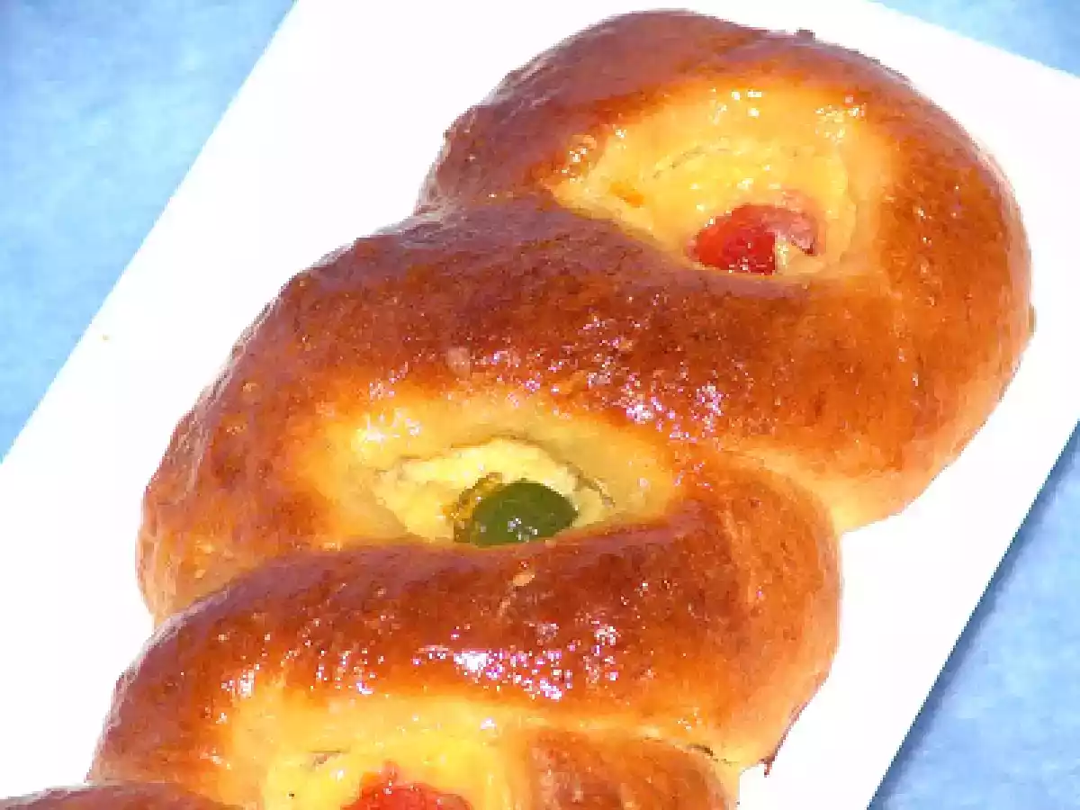 BOLLITOS SUIZOS CON CREMA - foto 2