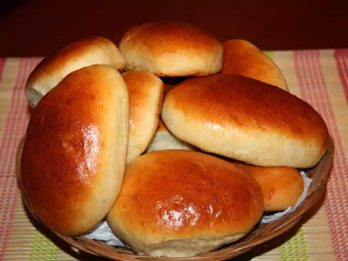 Bollos de leche con nocilla (bollicaos)