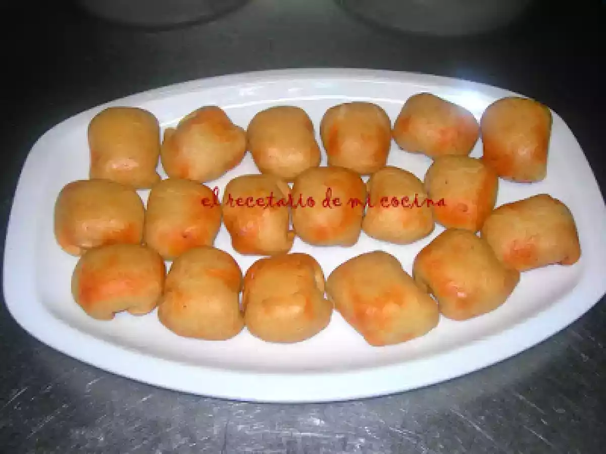 BOLLOS PREÑAOS HOJALDRADOS - foto 2