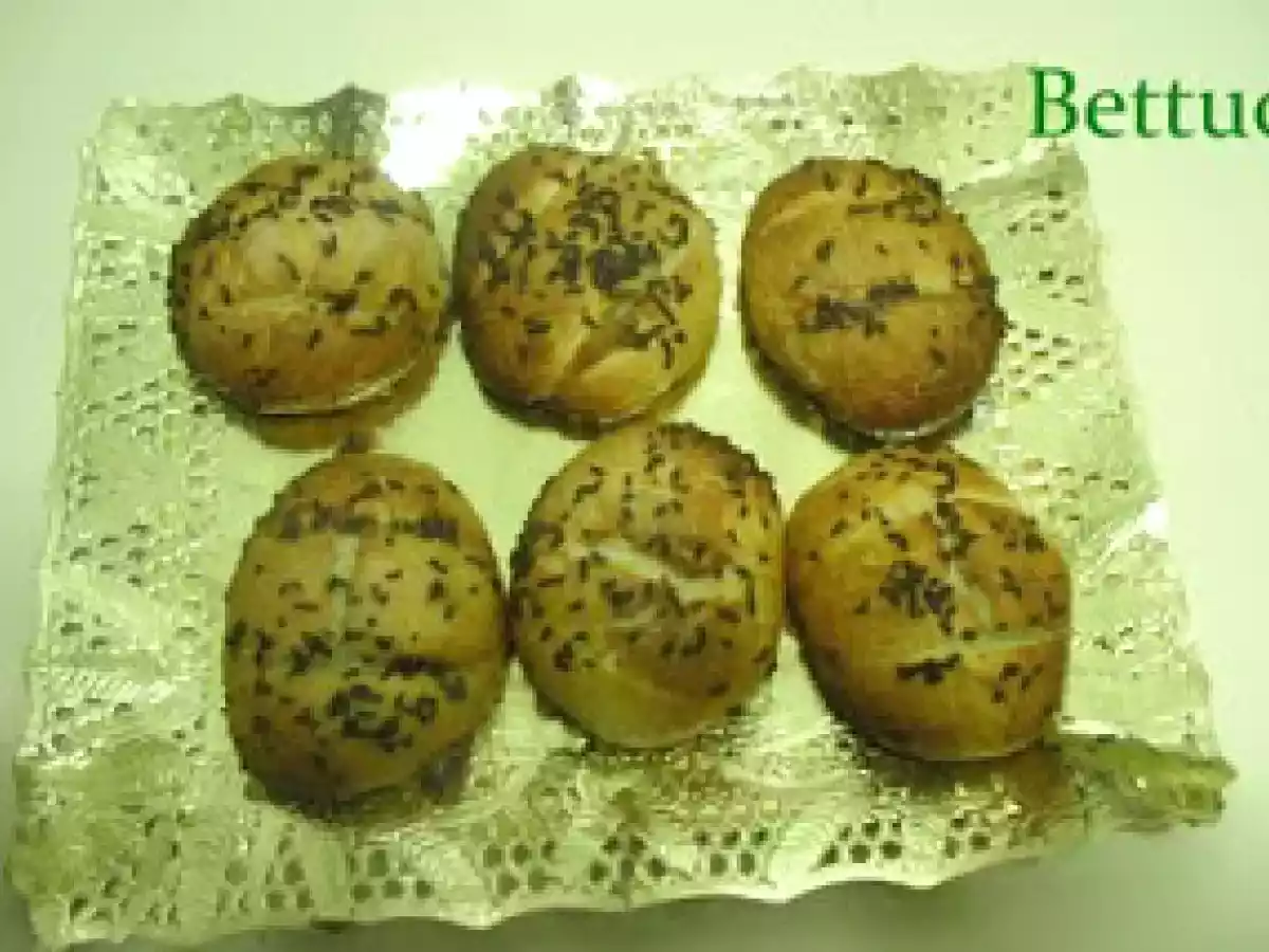 Bollos suizos con esponja o masa madre