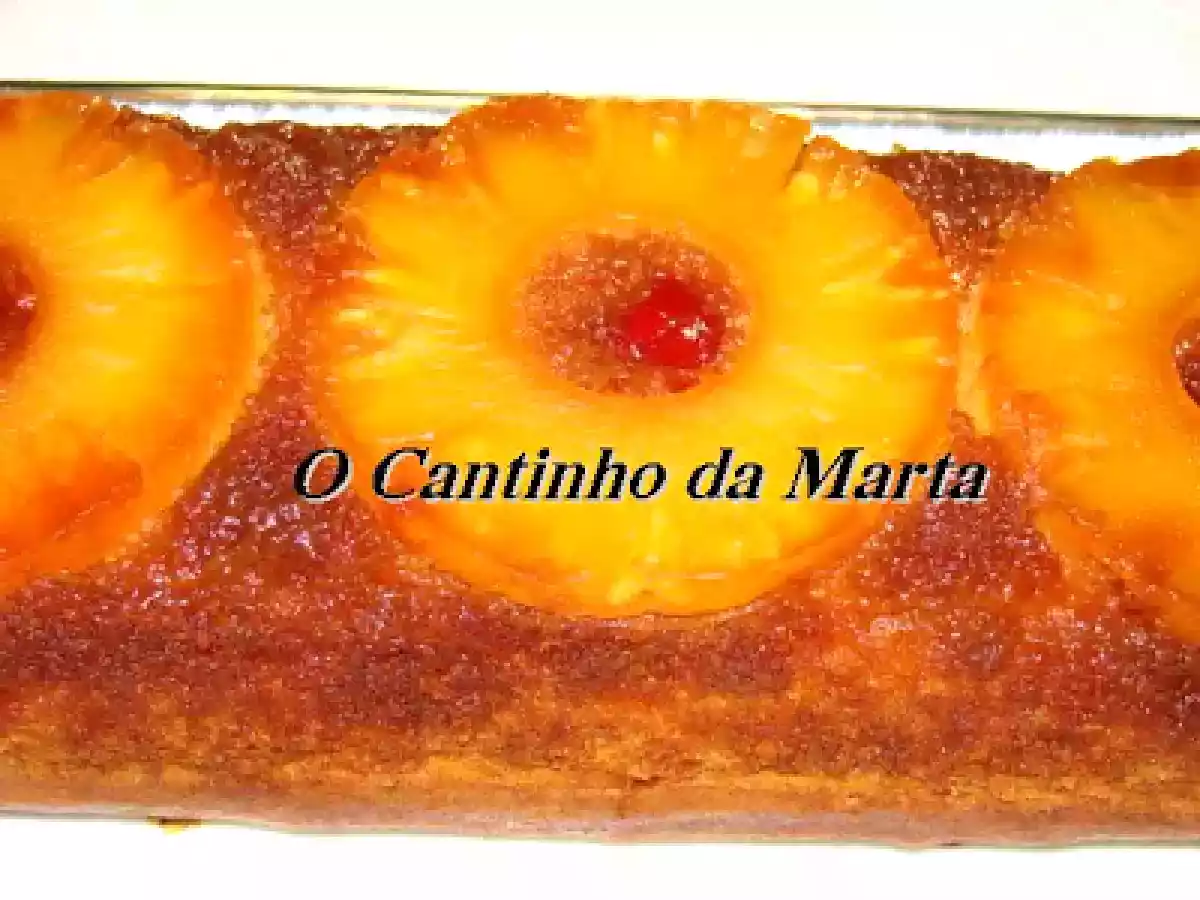 Bolo de Ananás e Coco