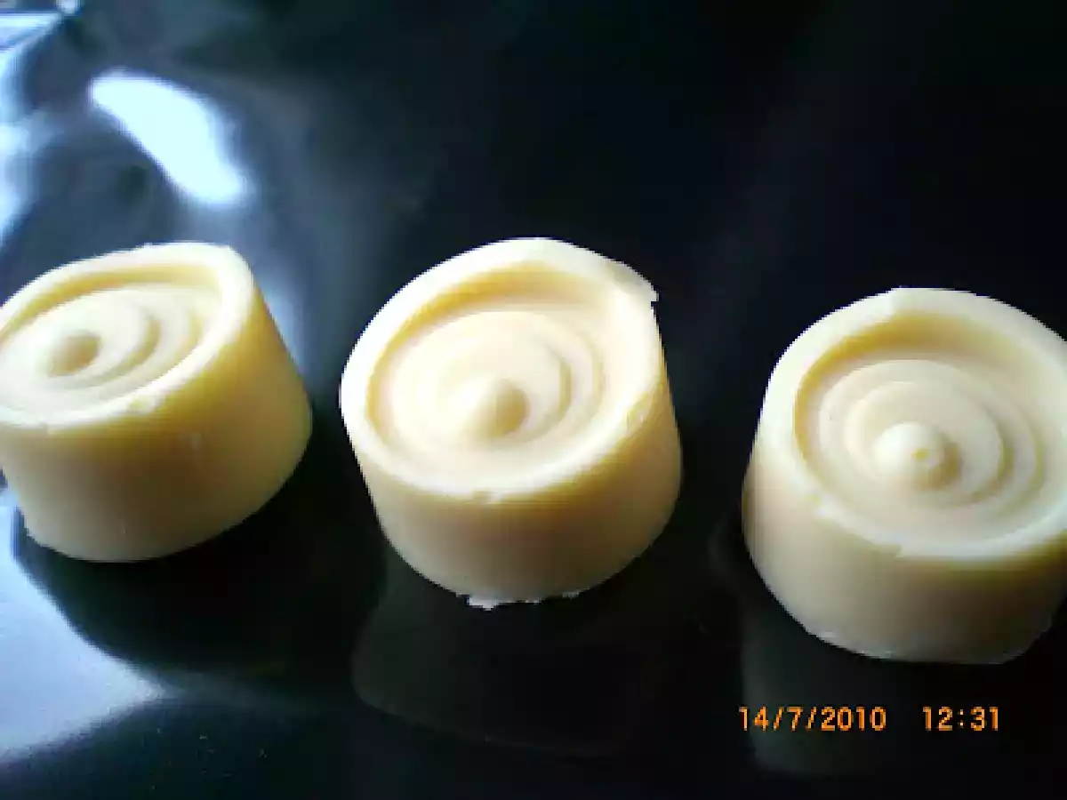 Bombones de chocolate blanco