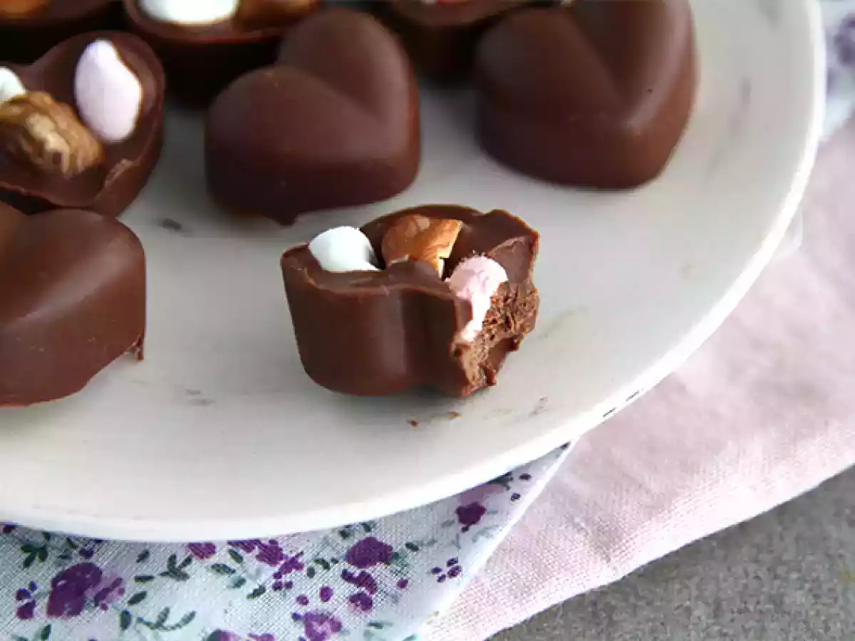 Bombones de chocolate con esponjitas y avellanas - foto 4
