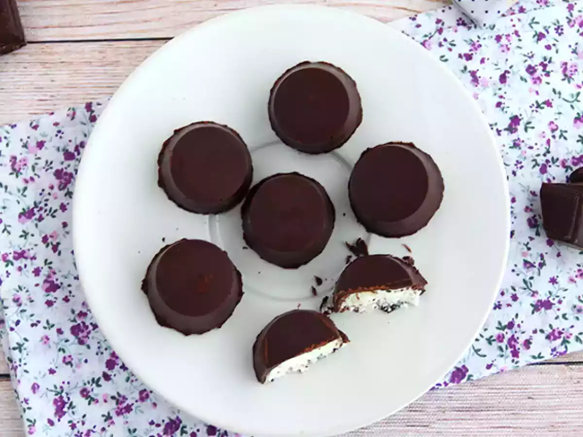 Bombones de chocolate negro y coco - foto 3