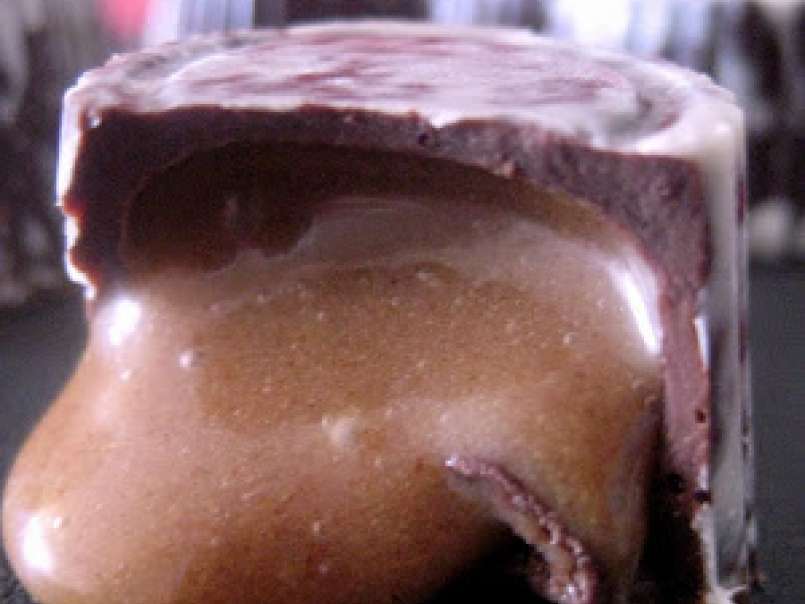 Bombones de chocolate rellenos con praliné de almendras - foto 4