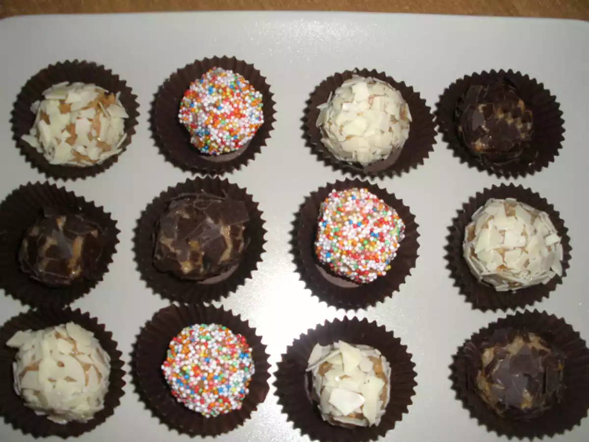 Bombones Rellenos de almendra - foto 2