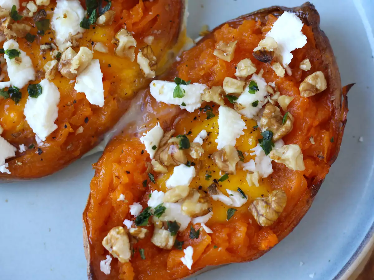 Boniato asado con huevo, queso feta, miel y nueces - foto 7