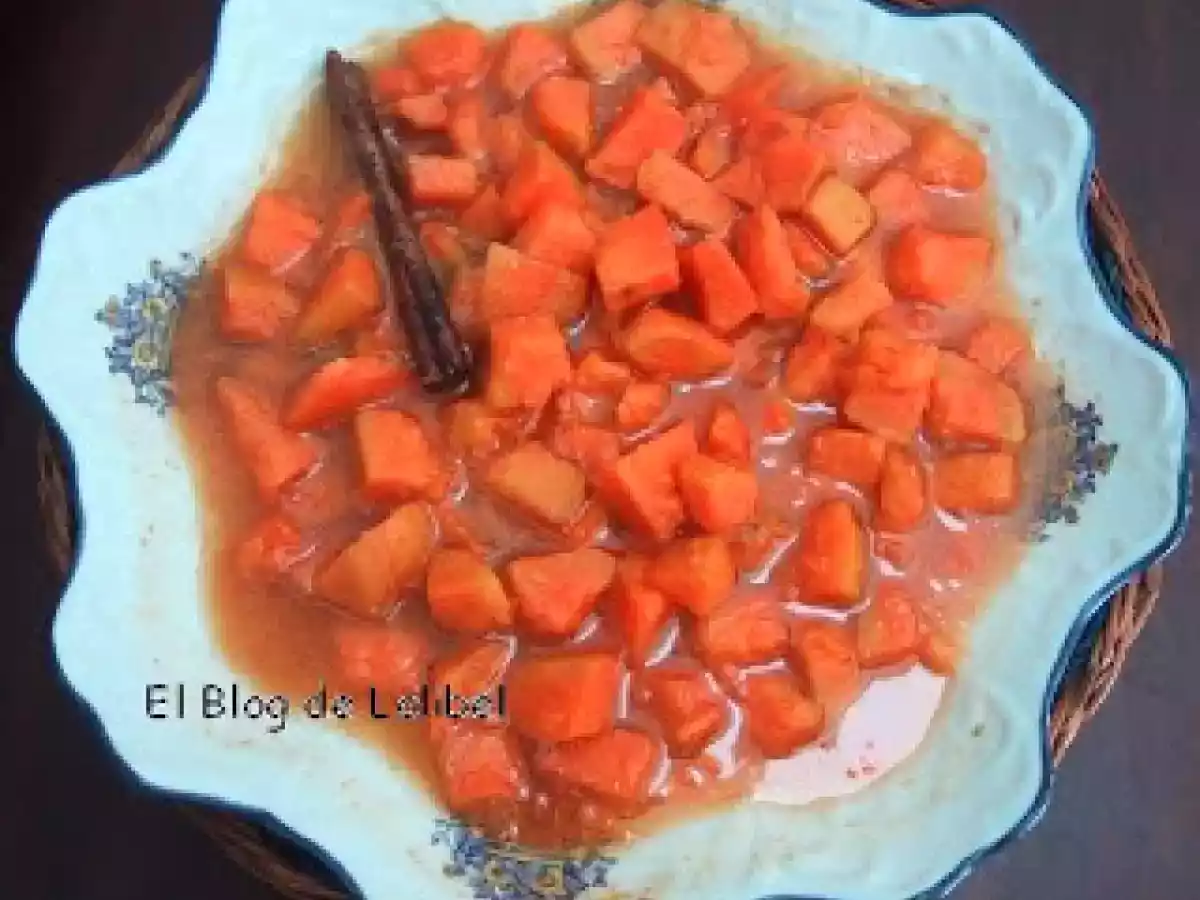 Boniatos en almíbar de canela