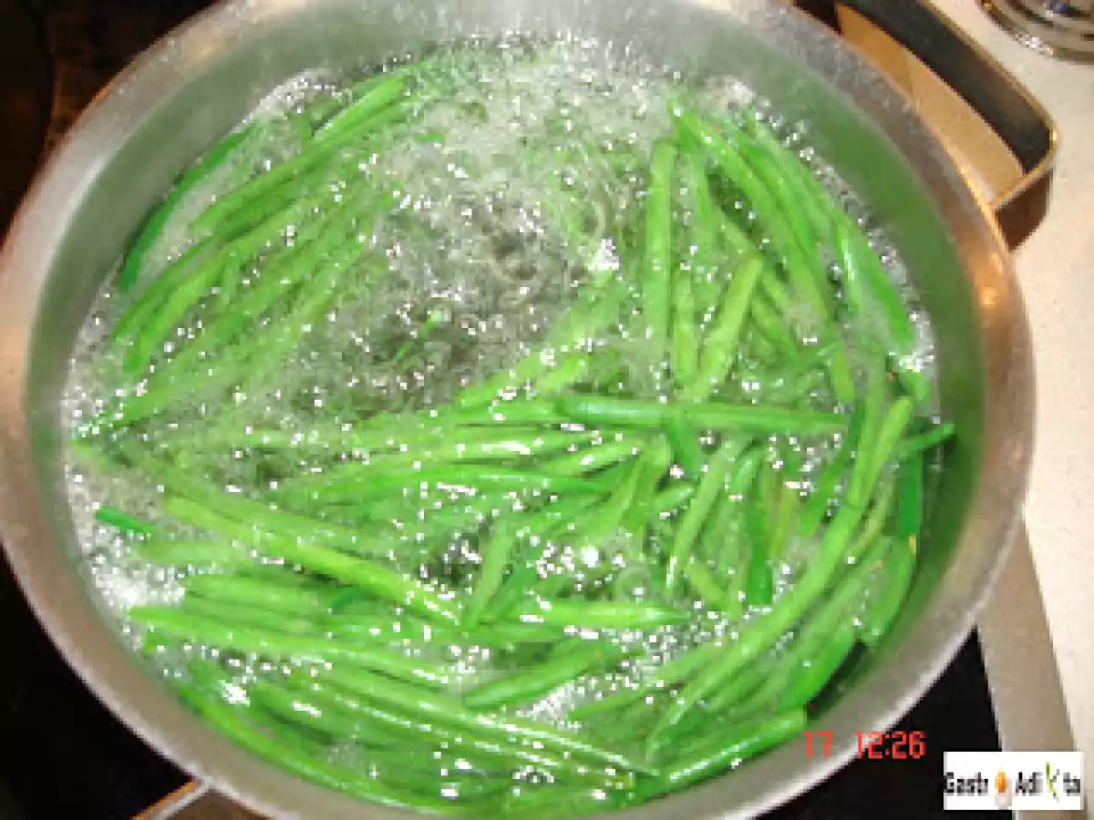 Bonito, patata y judía verde con pesto - foto 7