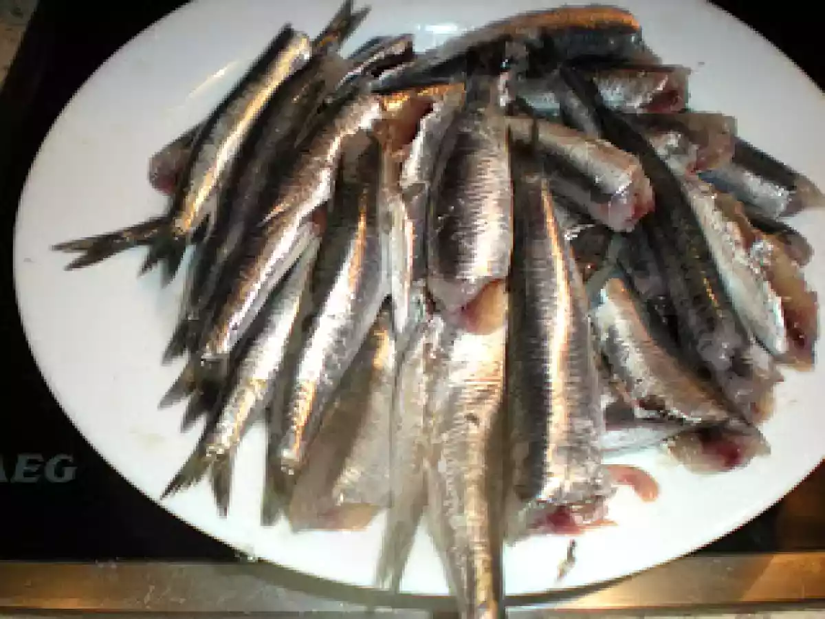 Boquerones en escabeche