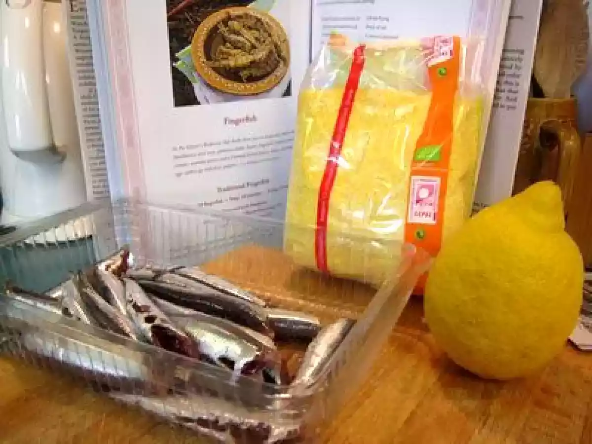 Boquerones fritos rebozados en polenta - foto 2