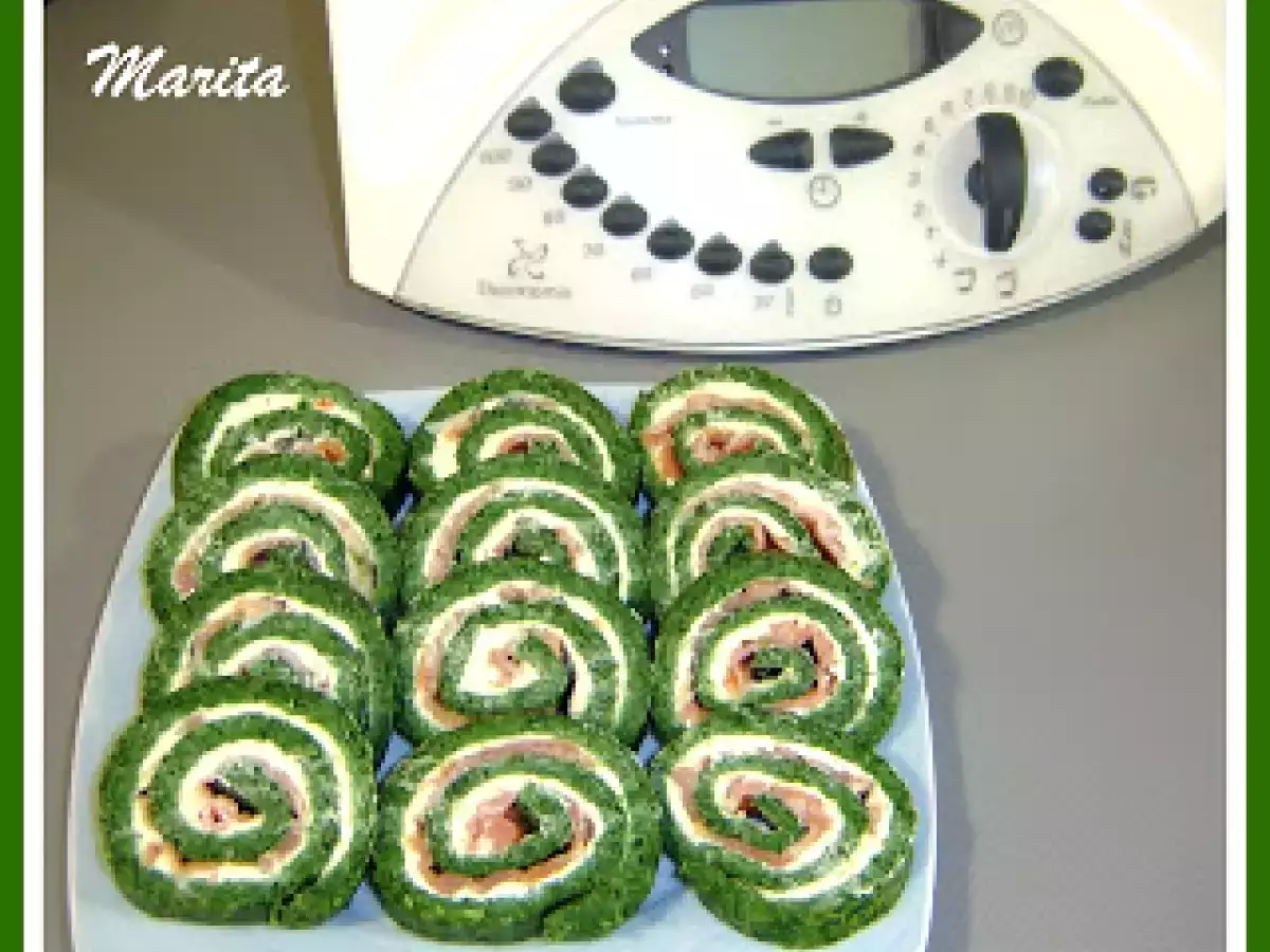 Brazo de espinacas con salmón y finas hierbas (Thermomix) - foto 2