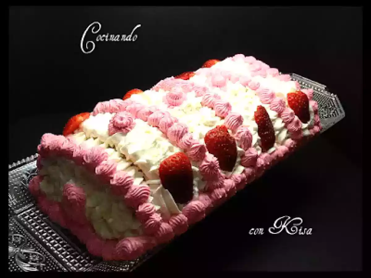 Brazo de Gitano con Mermelada de Fresas y Nata
