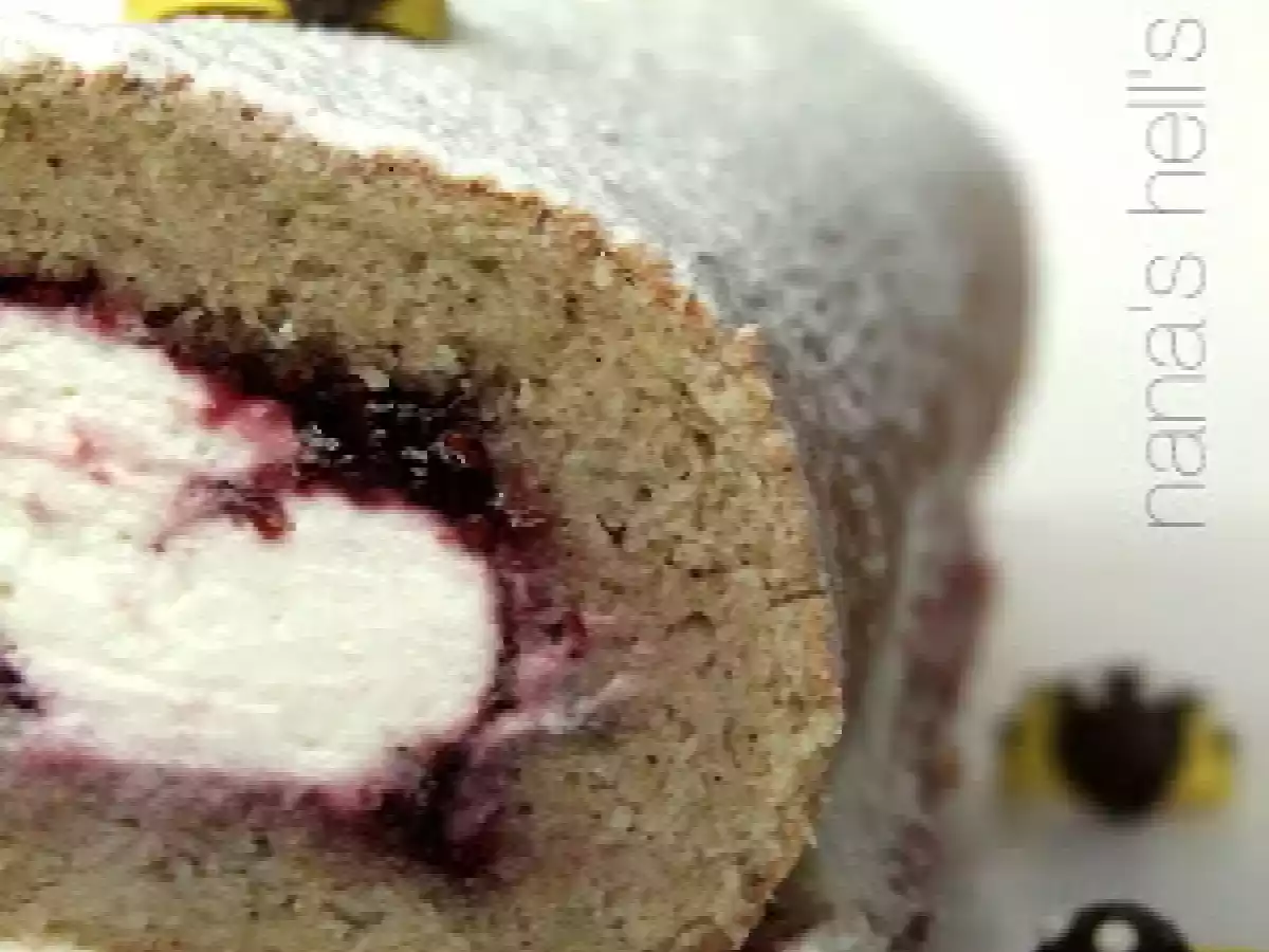 Brazo de gitano con nata y mermelada