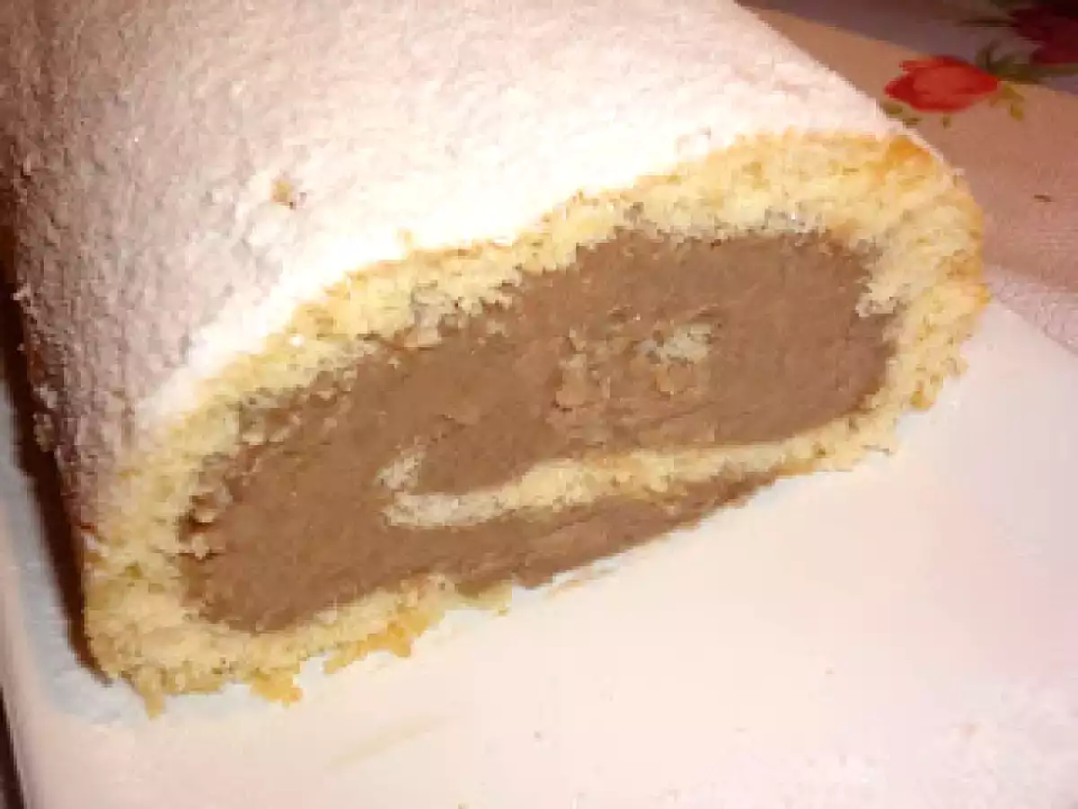 Brazo de gitano relleno de moka - foto 3