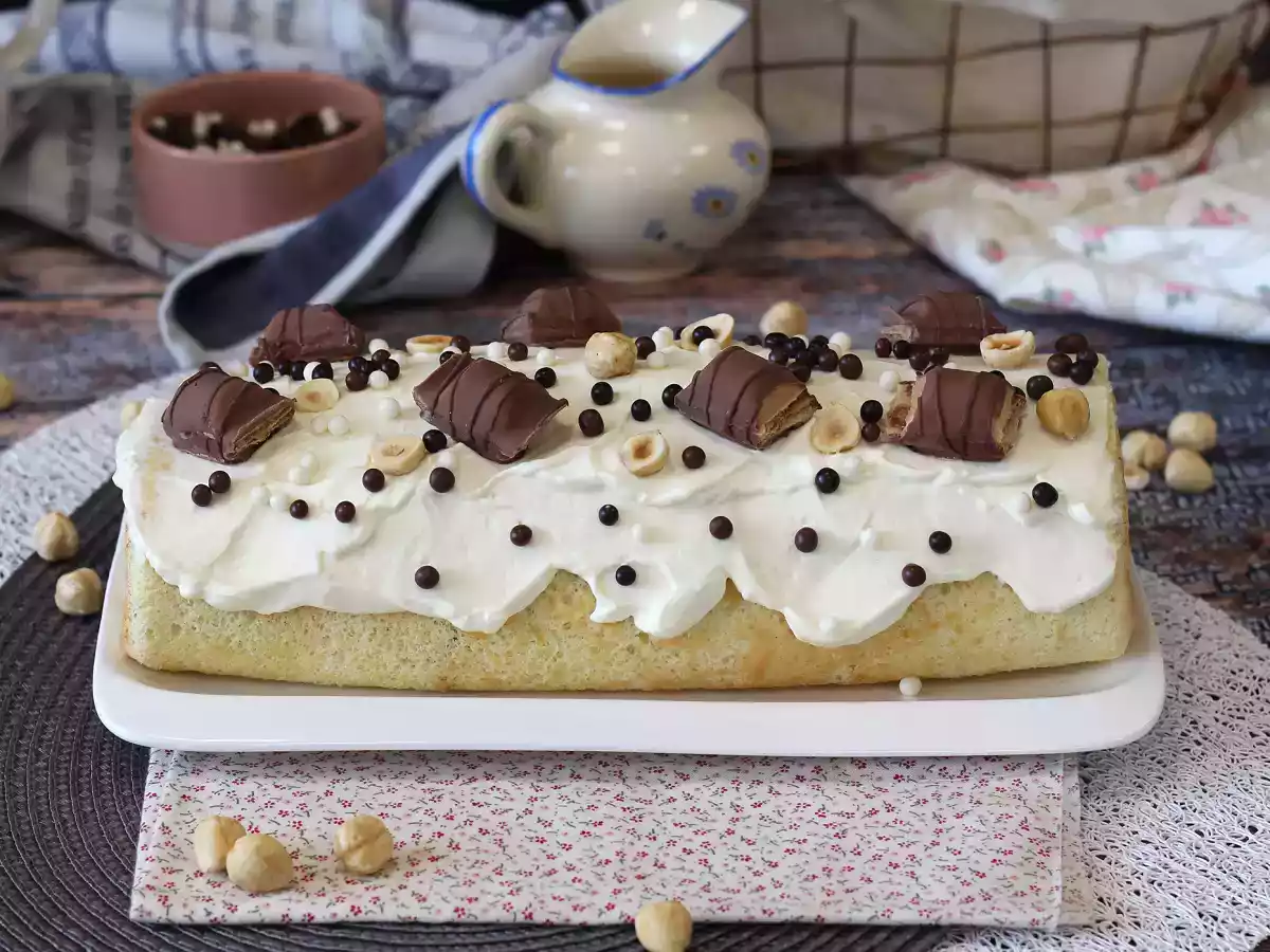 Brazo de gitano sabor a Kinder Bueno, ¡perfecto como tarta de cumpleaños o tronco de Navidad!