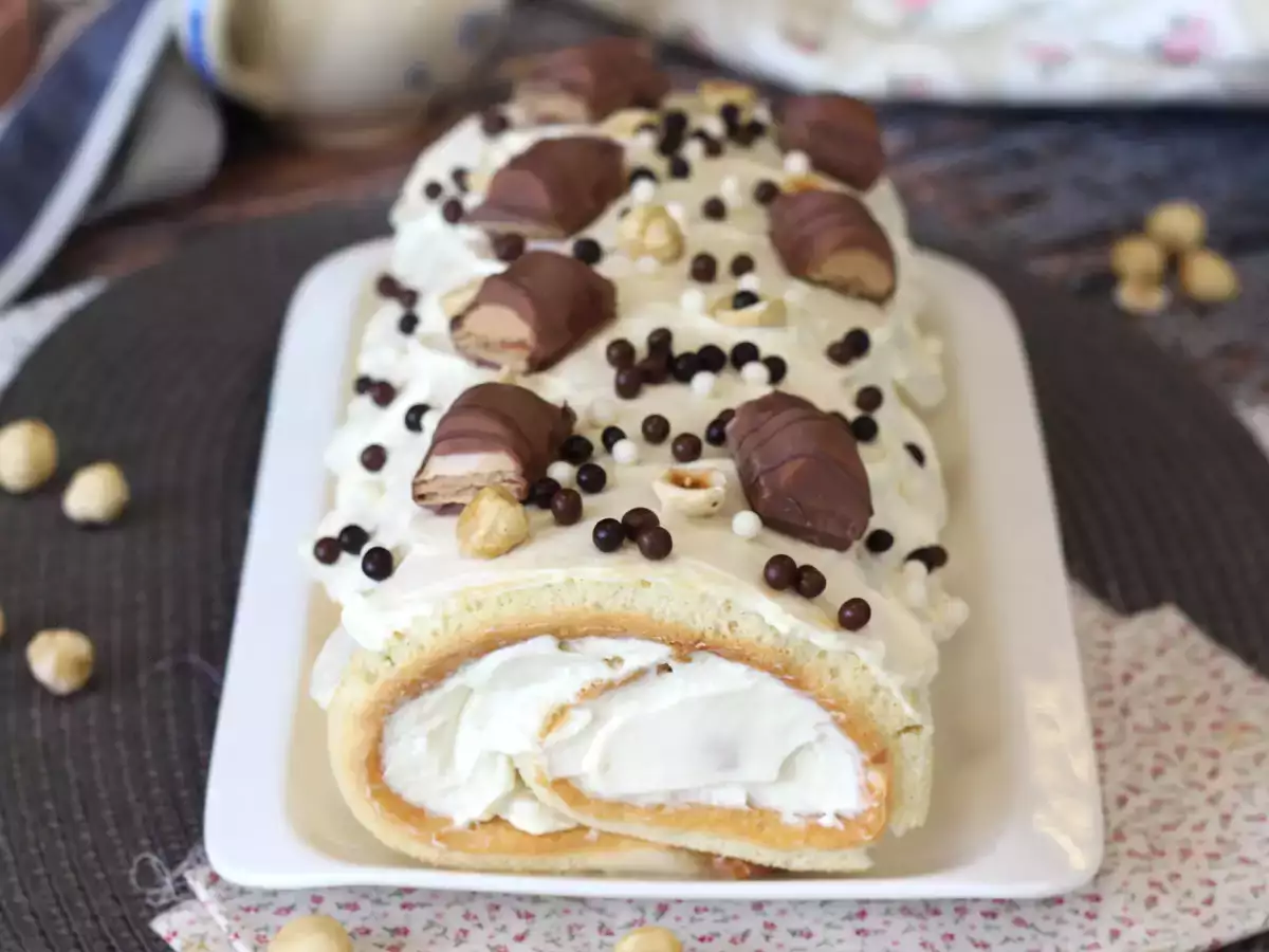 Brazo de gitano sabor a Kinder Bueno, ¡perfecto como tarta de cumpleaños o tronco de Navidad! - foto 6