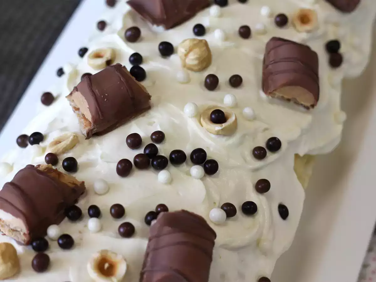 Brazo de gitano sabor a Kinder Bueno, ¡perfecto como tarta de cumpleaños o tronco de Navidad! - foto 7