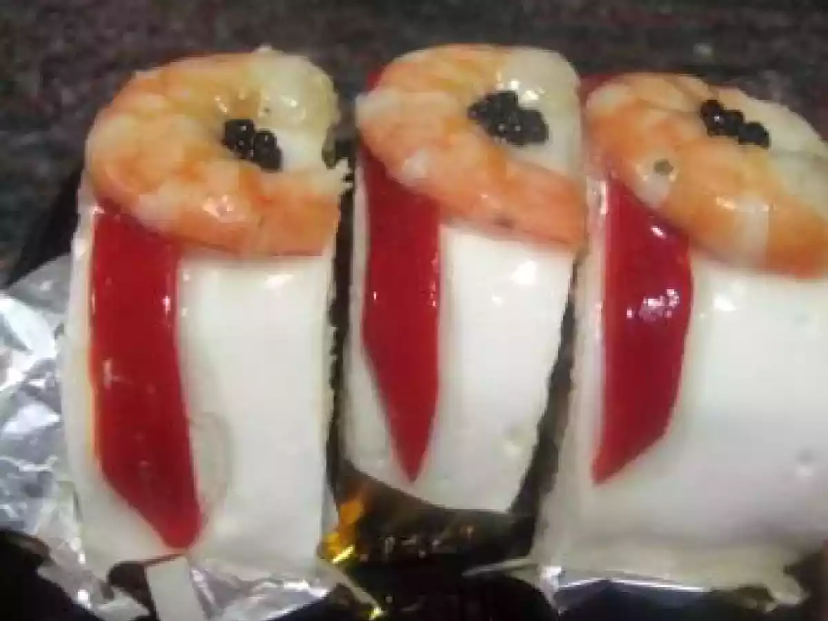 Brazos de ensaladilla y langostinos