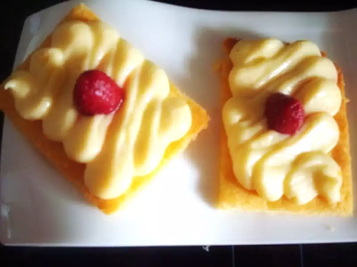 Breton sablé con crema y frutos rojos - foto 3