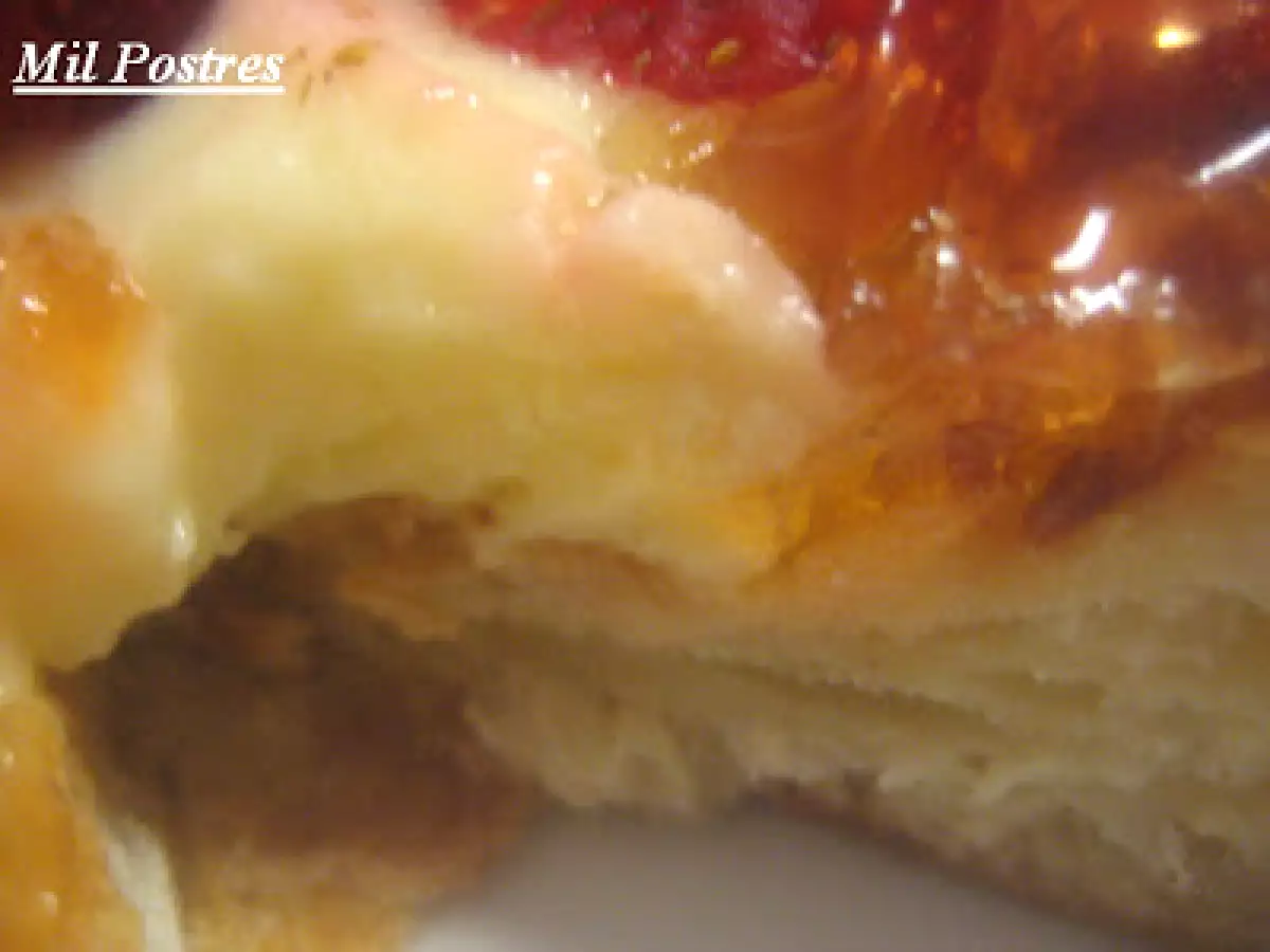 Brioche danés con crema y fresas - foto 5