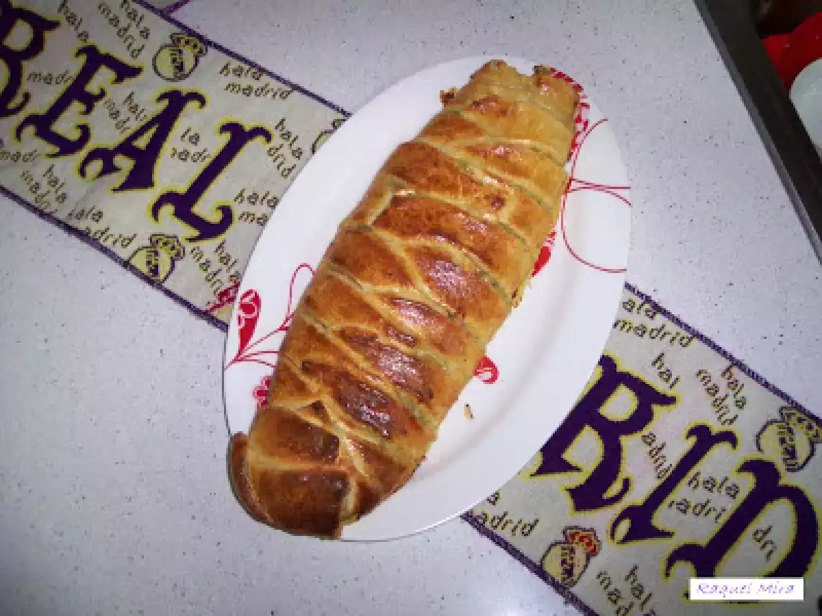 Brioche relleno de puerro y bacon